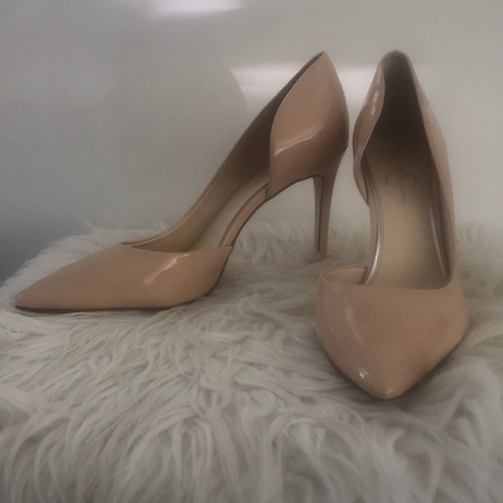 Jessica Simpson Nude Patten Leather Heels Pumps